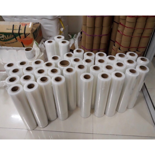Màng PE trong suốt – Giải pháp đóng gói tối ưu cho doanh nghiệp