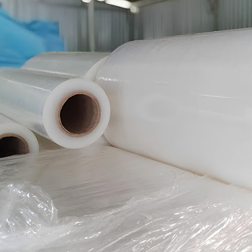 Màng PE khổ lớn: Giải pháp đóng gói tối ưu cho quy trình logistics