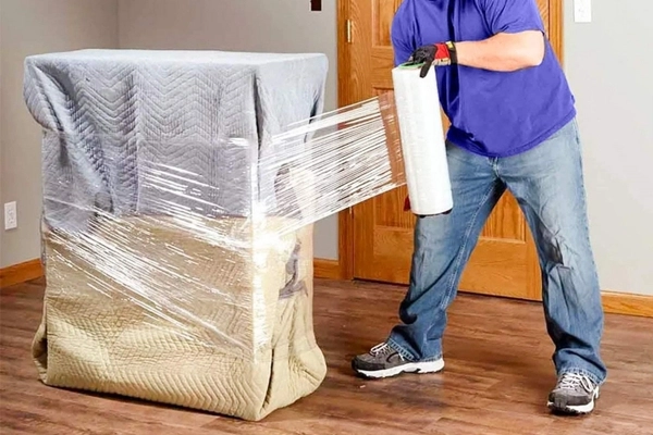 Màng PE cho chuyển nhà: Bí quyết bảo vệ đồ đạc an toàn tuyệt đối